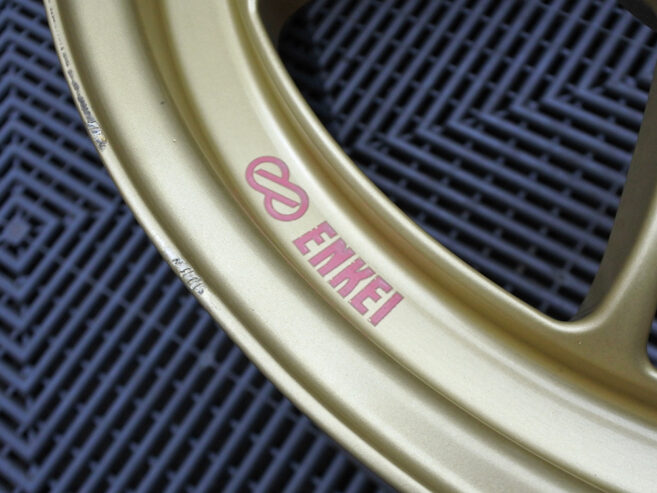 ENKEI RP-F1 17×7.5 5×100 lightweight wheels
