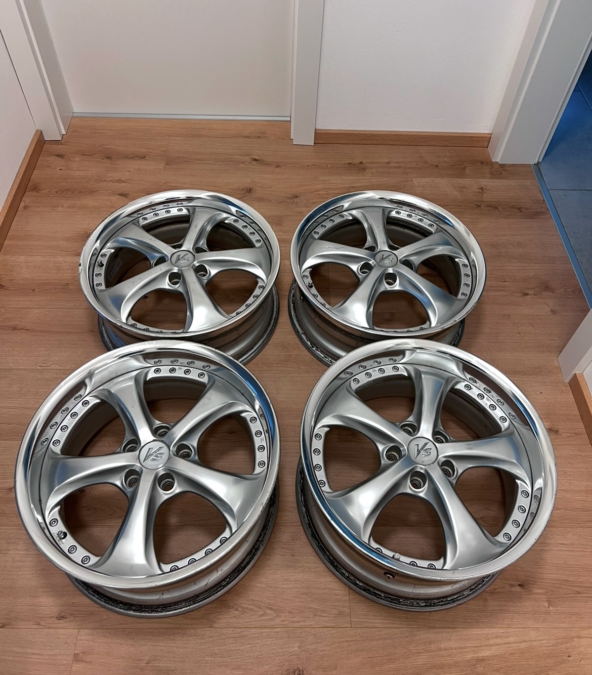 Work VSKF 18 5×114.3