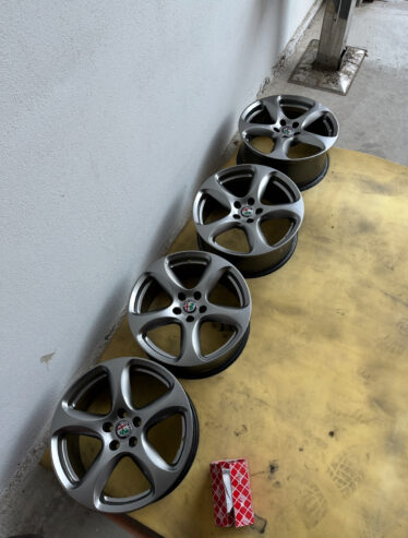 Alfa Romeo 18“ Wheels