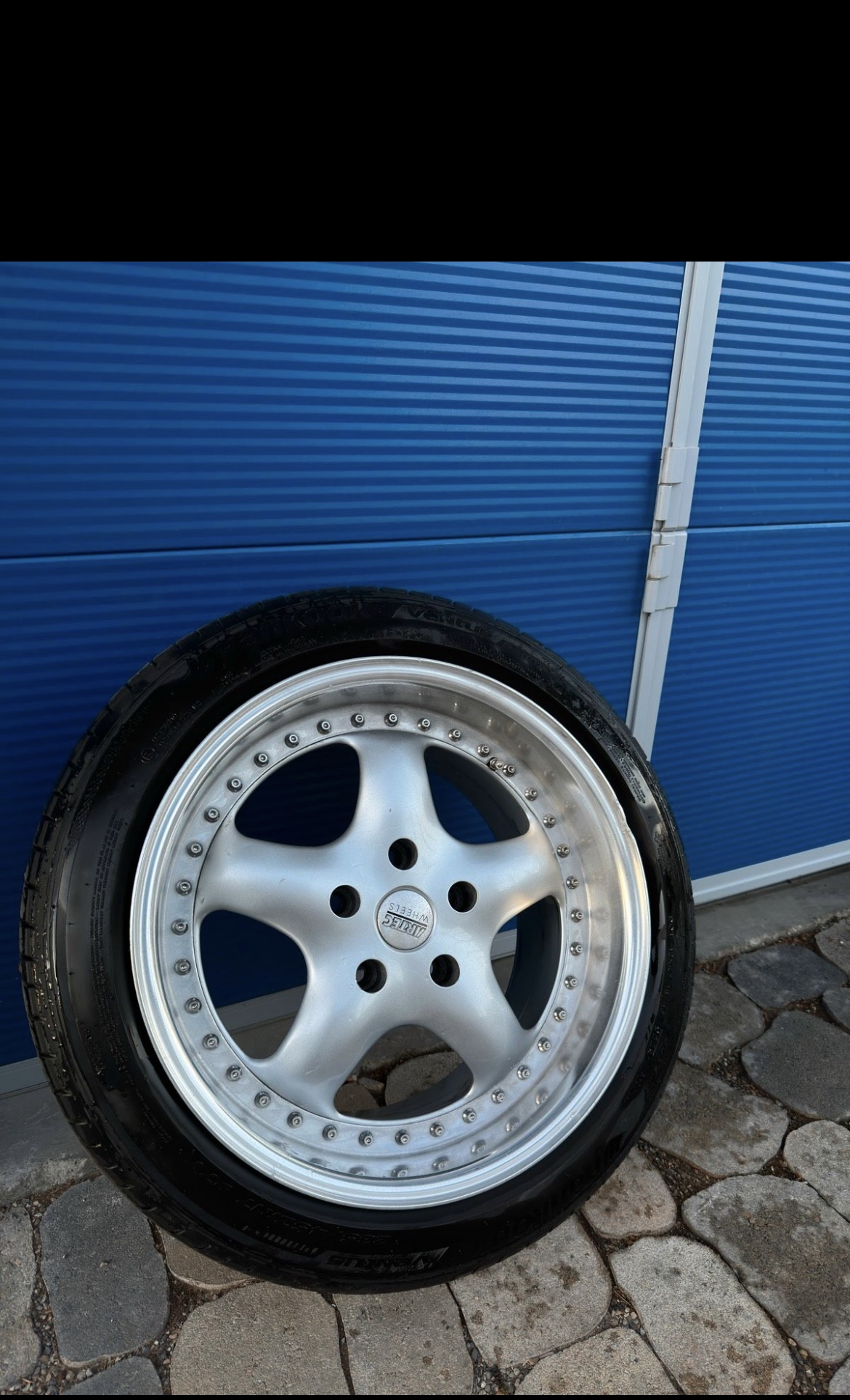 Artec L (17inch) 2 piece