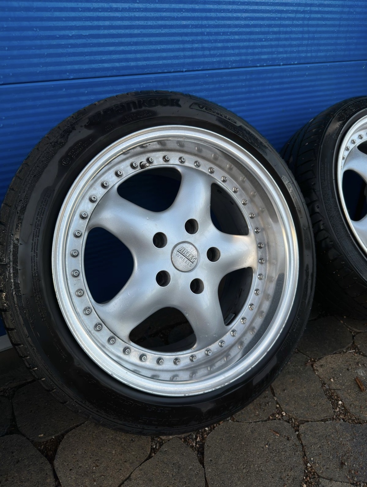 Artec L (17inch) 2 piece