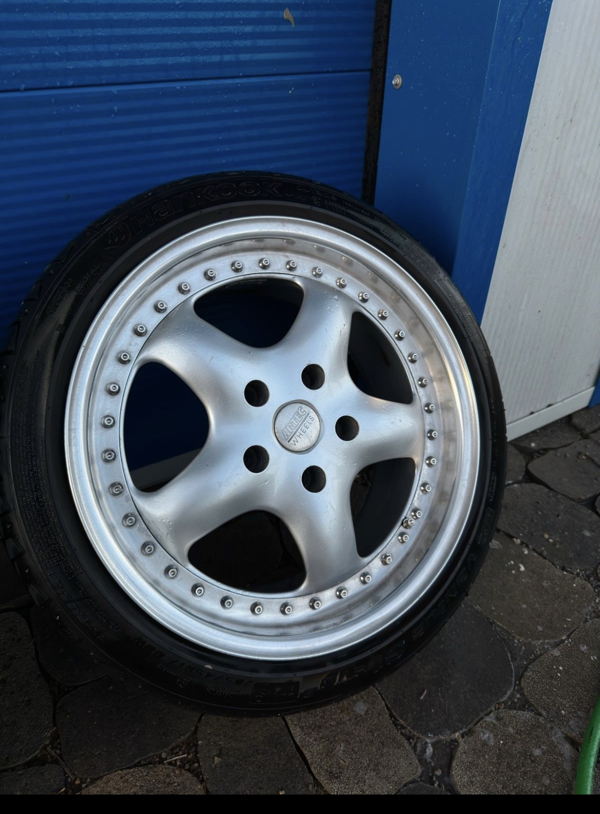 Artec L (17inch) 2 piece