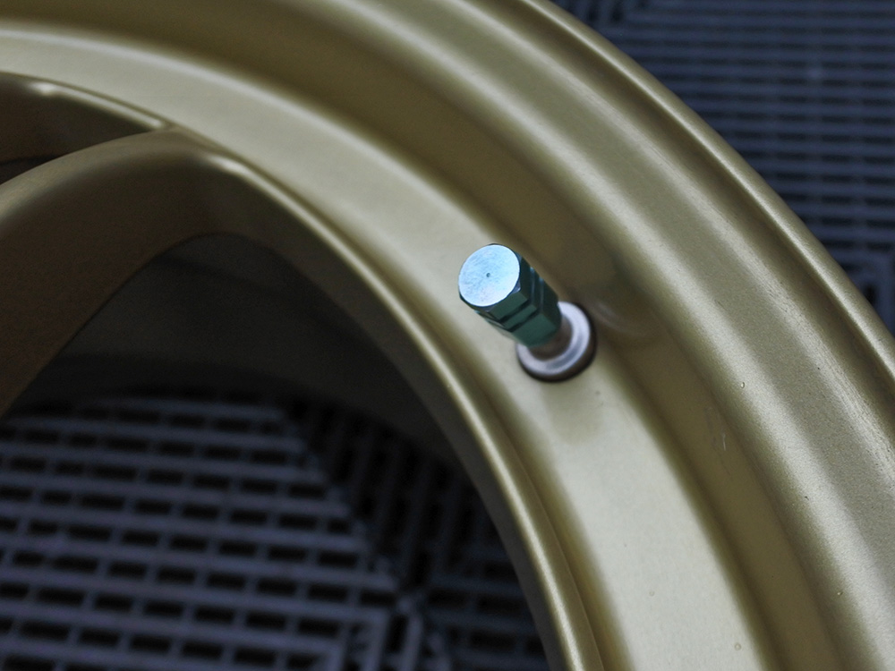 ENKEI RP-F1 17×7.5 5×100 lightweight wheels