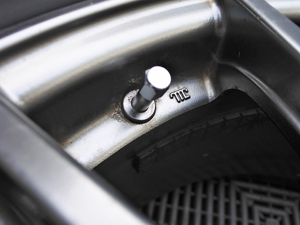 Genuine Subaru Impreza WRX STi GDB 17×8 5×100 Enkei wheels