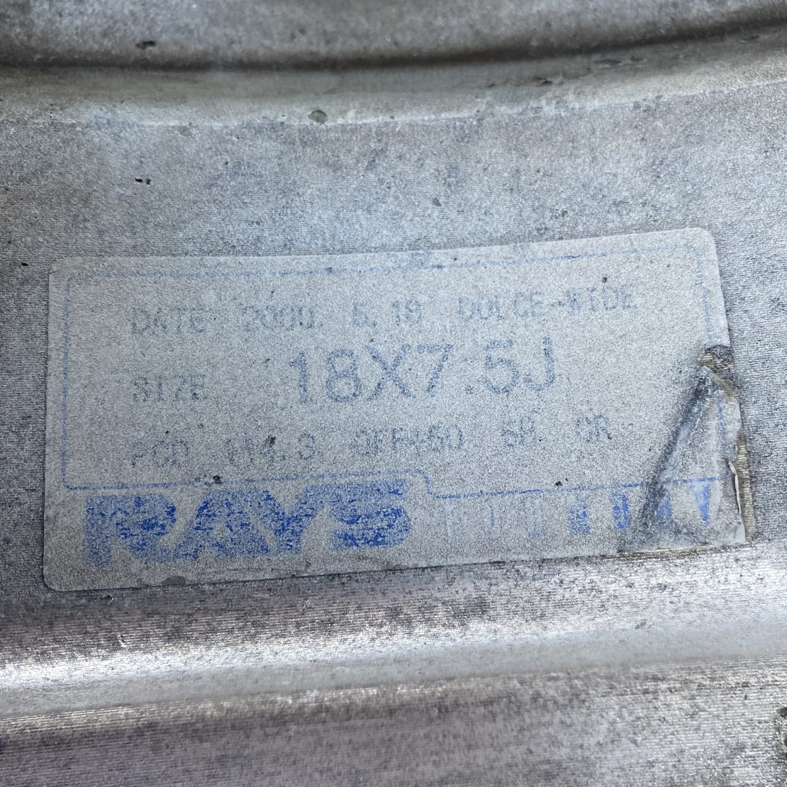 Rays Dolce Wide 5×114.3 R18 7.5J +50