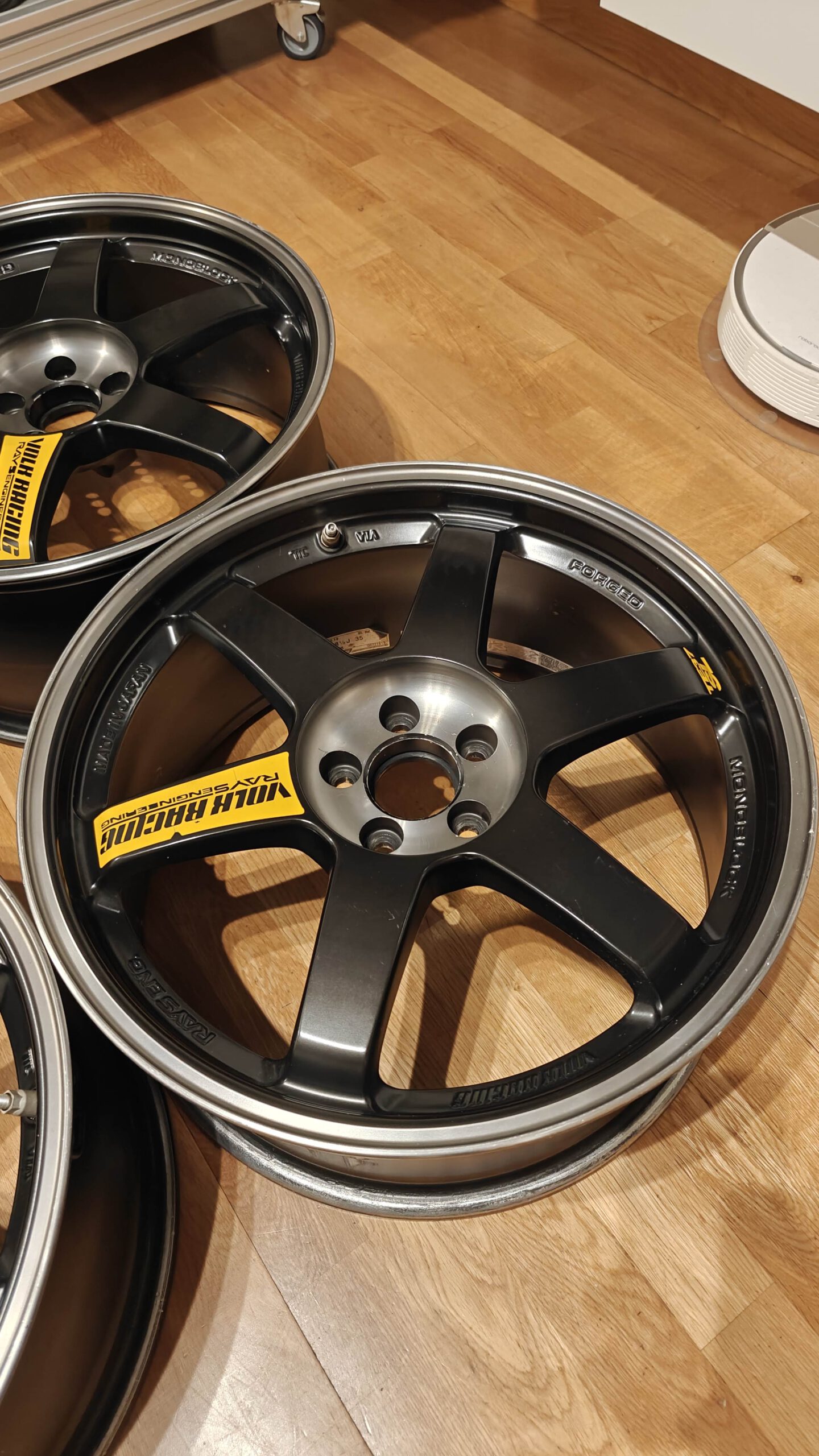 Volk TE37SL Black Edition 18×8.5 +35 5×100