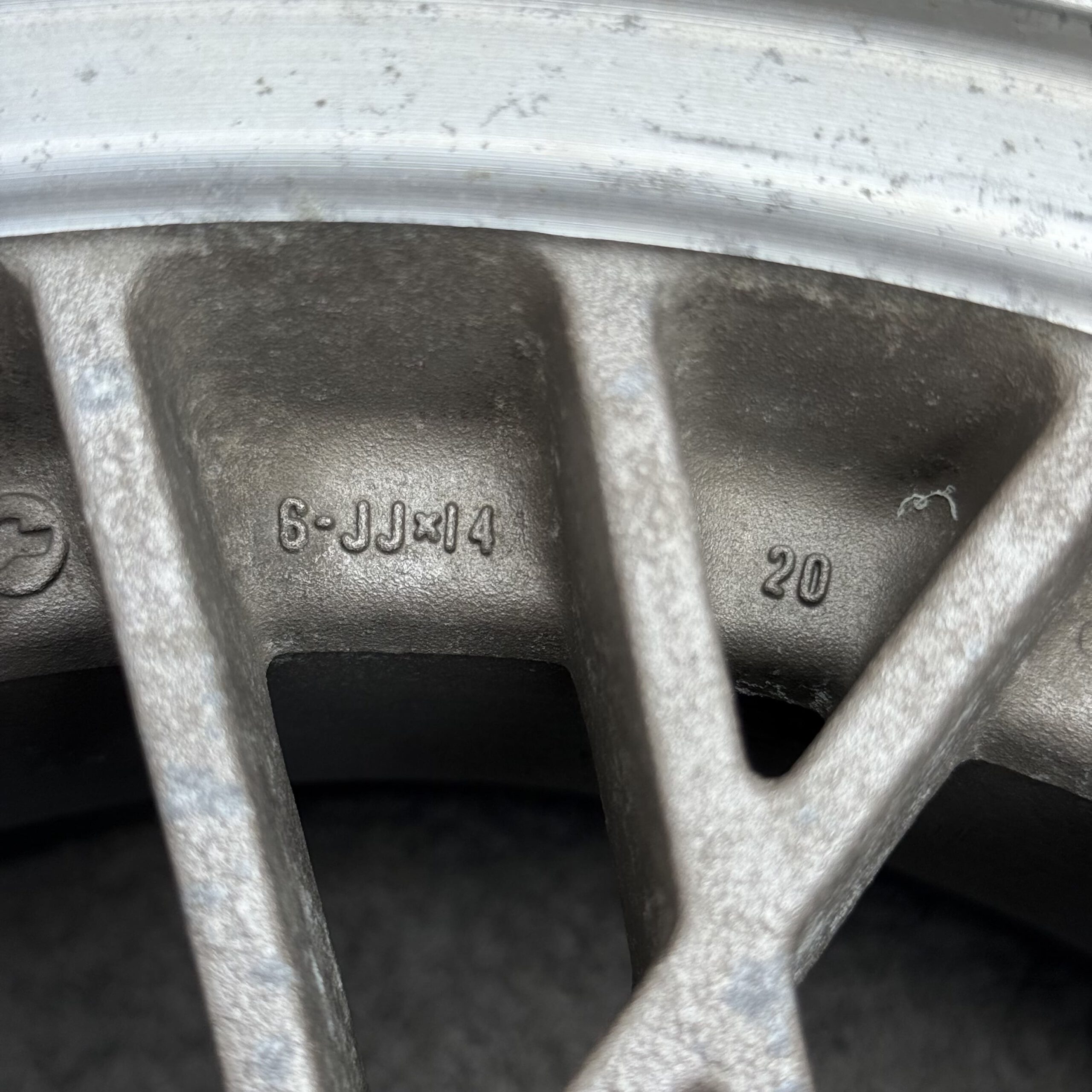 Toyota soarer Z10 2.8GT-LIMITED wheels 4×114.3 6J +20